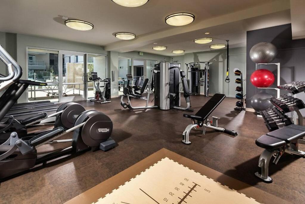 June Specials- Suite Spot Dtla- Free Parking For One Car! Los Angeles Exterior foto
